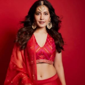 Raashi Khanna Biography