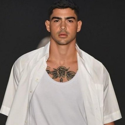 Caio Cabral Biography